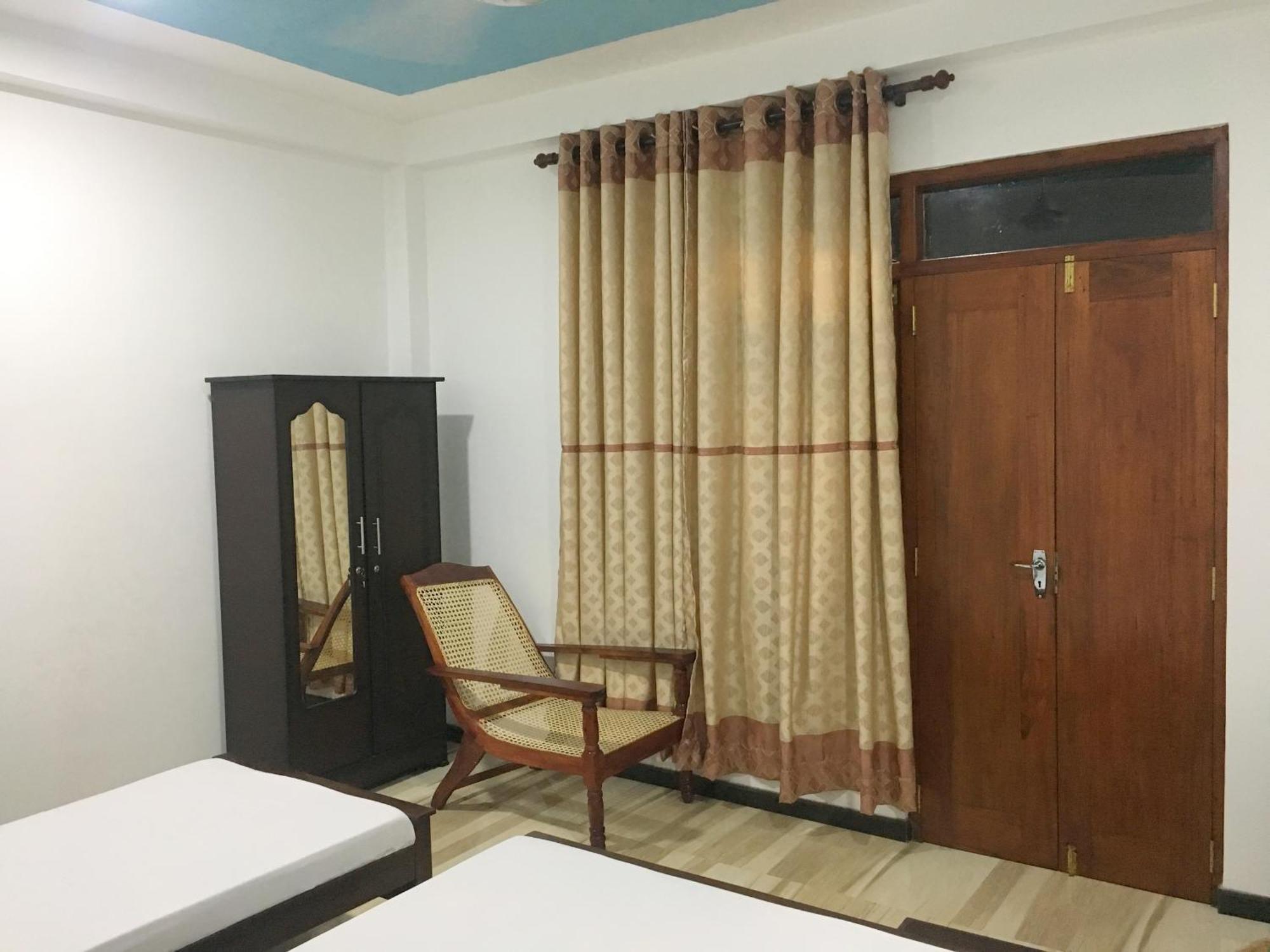 Anthony Guesthouse Hikkaduwa Exterior foto