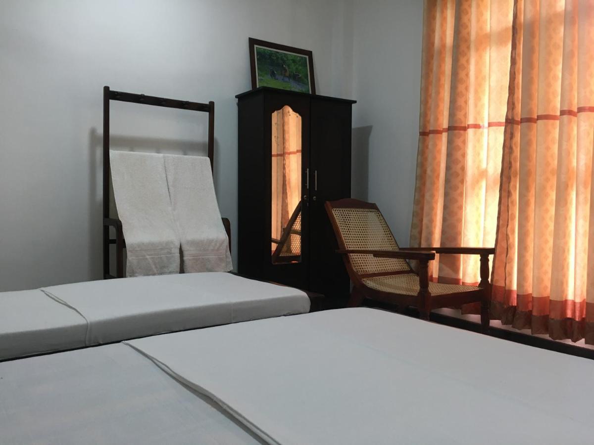 Anthony Guesthouse Hikkaduwa Exterior foto